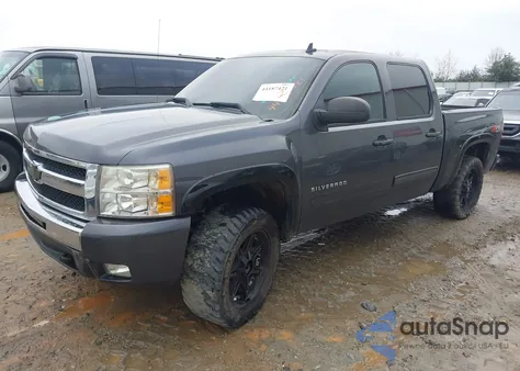2011 Chevrolet Silverado 1500 Lt z USA, uszkodzony, nr VIN 3GCPKSE34BG233997